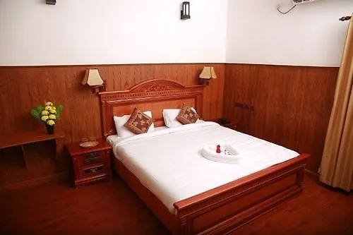 *** Hotel Anamika Ayurvedic Heritage Resort Varkala India